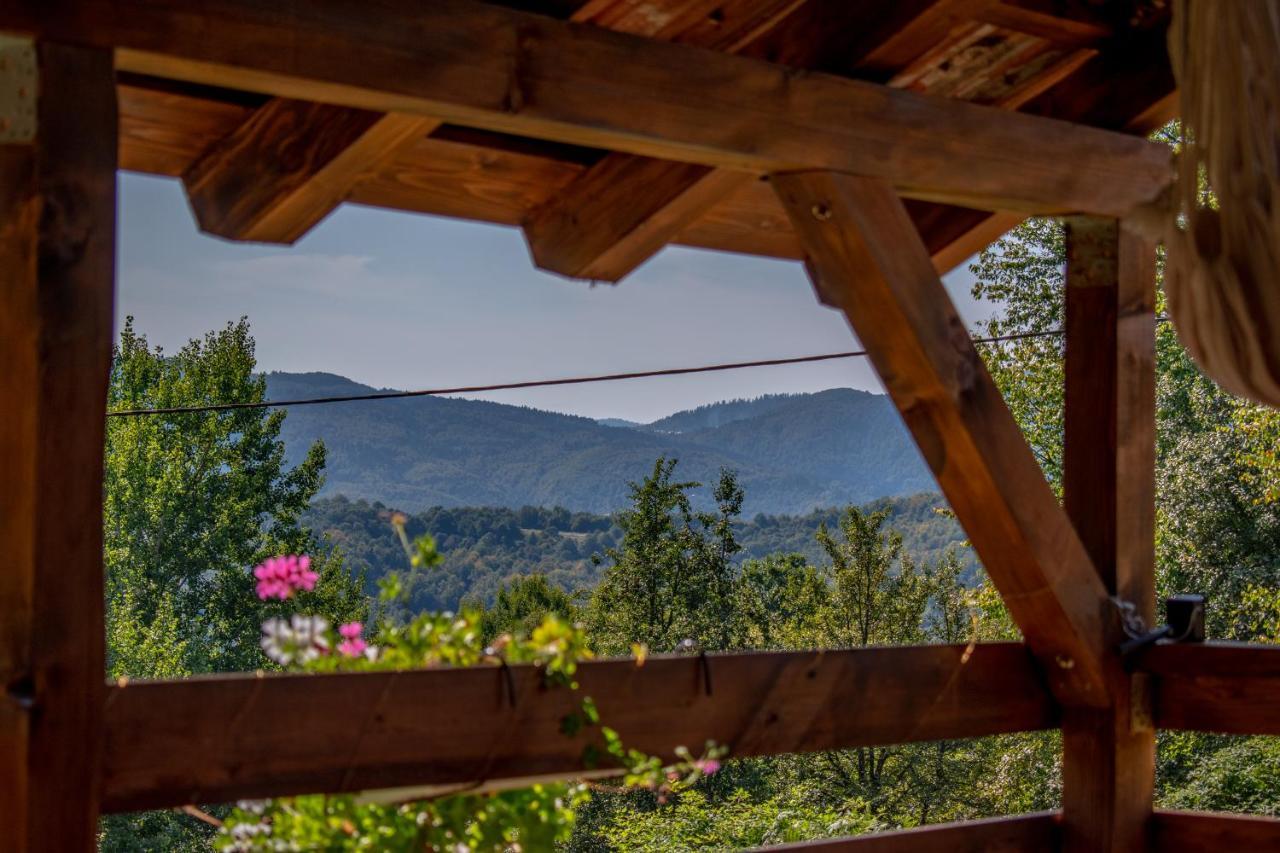 Robinzonski Turizam "Robin' S Hood" Skrad ภายนอก รูปภาพ