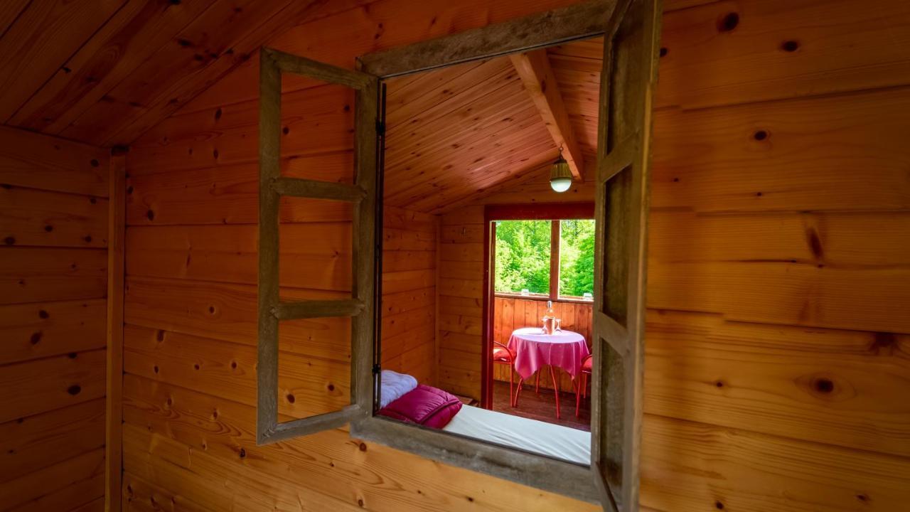 Robinzonski Turizam "Robin' S Hood" Skrad ภายนอก รูปภาพ
